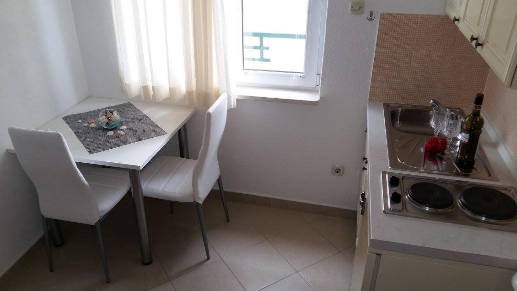 Apartmani Kontic Башка-Вода Экстерьер фото