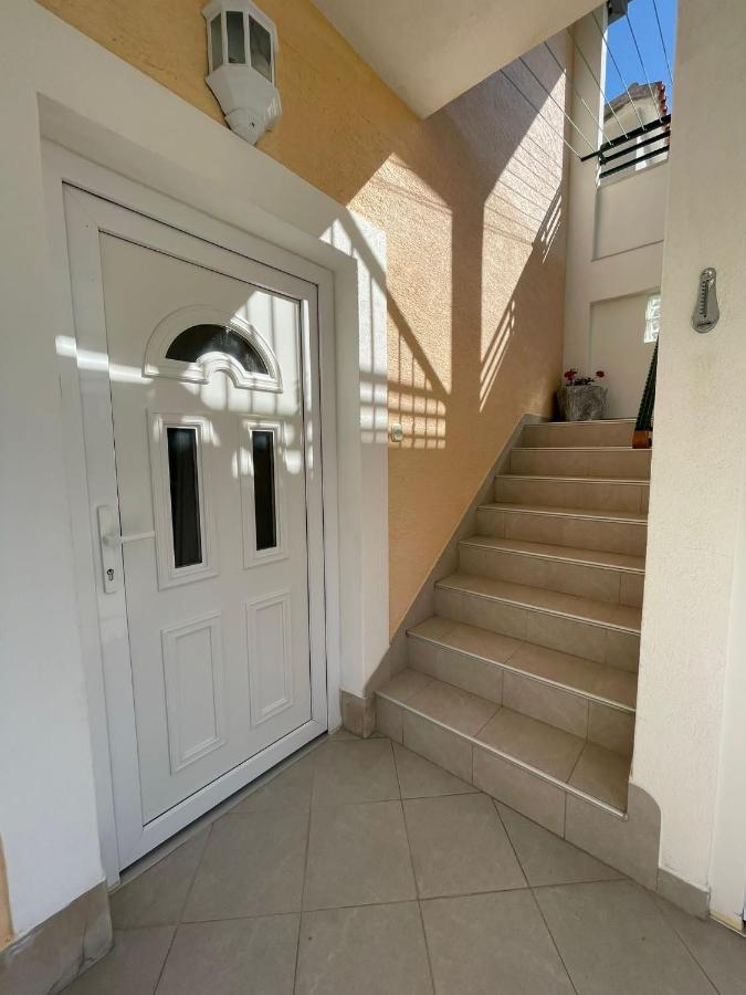 Apartmani Kontic Башка-Вода Экстерьер фото